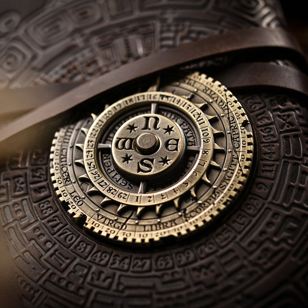Book - The Eye of the Ocean Vol1 with Leather Cover and Astrolabe