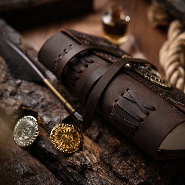 Book - The Eye of the Ocean Vol1 with Leather Cover and Astrolabe